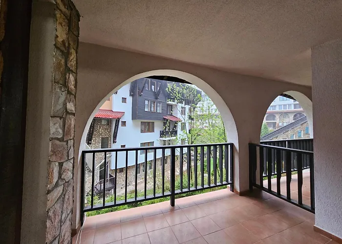 частен гранд манастира 2б5 Pamporovo